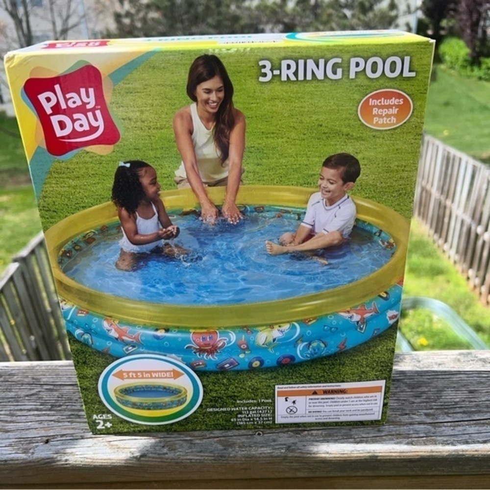 NWT Play Day 3-Ring Inflatable Kids Yellow Whale Shark Swimming Pool 🏊‍♀️